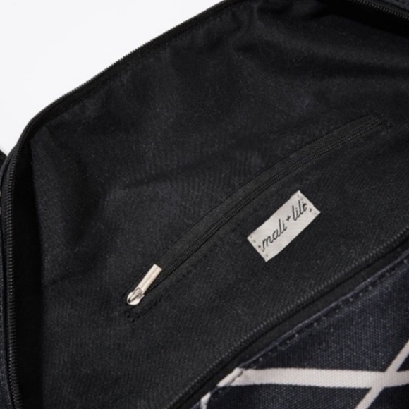 Mali & Lili Weekender Bag Abstract Print - Picture 6 of 12